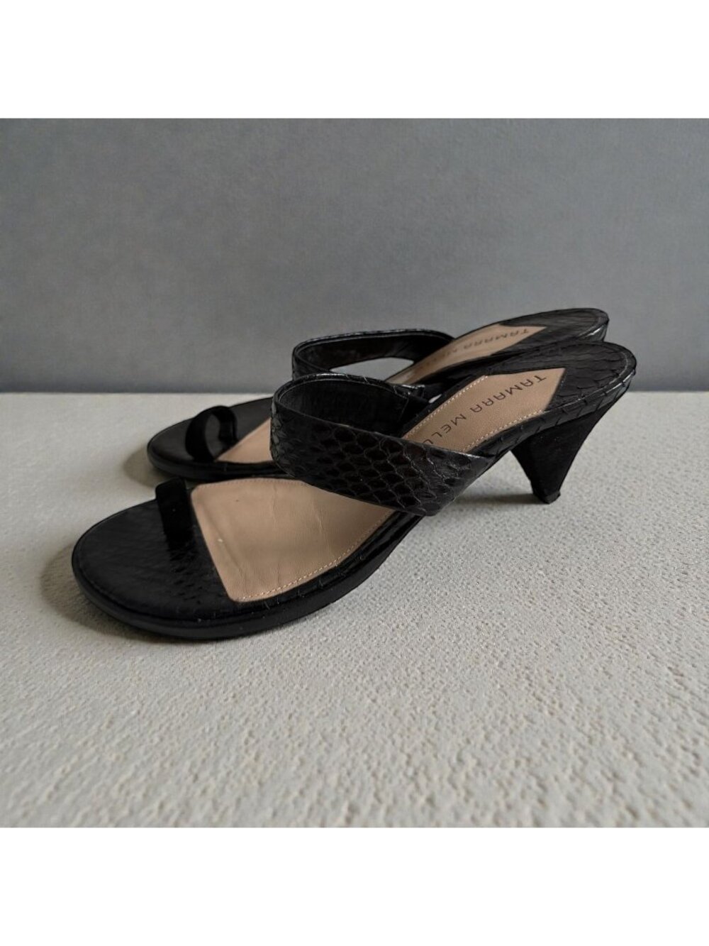 TAMARA MELLON Black Leather Kitten Heel Sandals Heels Size 37.5 / US 7.5